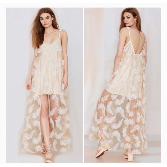 Line & Dot Boho Cream Feather Embroidered Sheer OverlayMaxi Dress XS